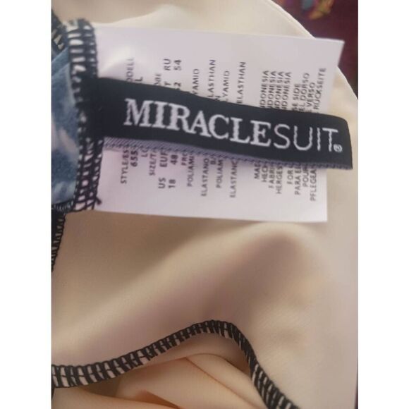 Miraclesuit black grey and cream faux wrap size 18 - Picture 3 of 3